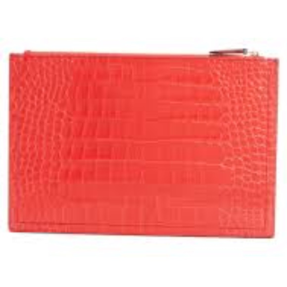 ❌SOLD❌Givenchy - Authentic Antigona Med Red Pouch - Picture 4 of 8